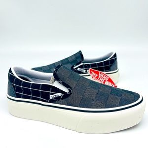 Classic Slip-On Platform Vans
